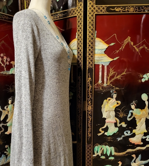 Dress - Picture 7 of 8